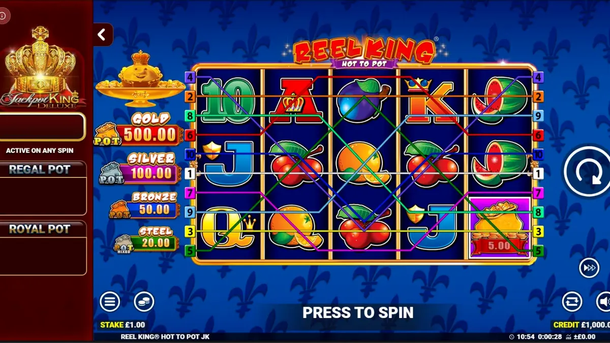 Reel King: Hot to Pot slot machine interface with royal theme